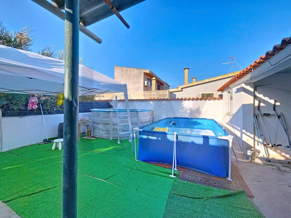 Moradia T3 para Venda em Benfica do Ribatejo Foto 21