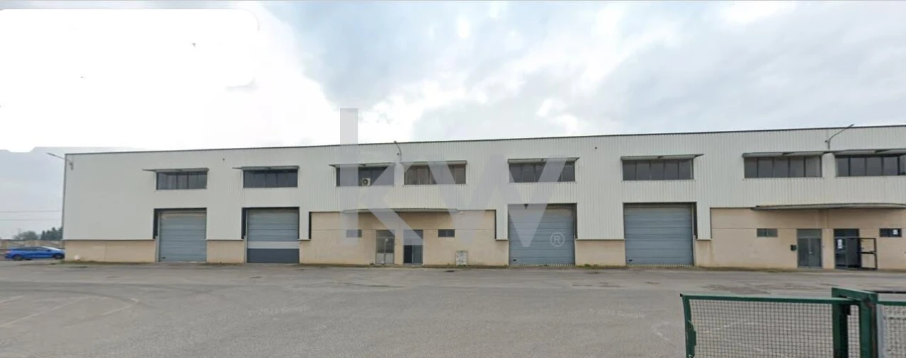 Armazém para Venda em Alverca do Ribatejo e Sobralinho Foto 15