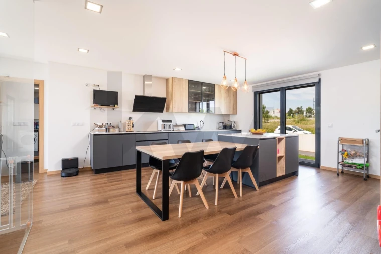 Moradia T5 para Venda em Ançã Foto 9