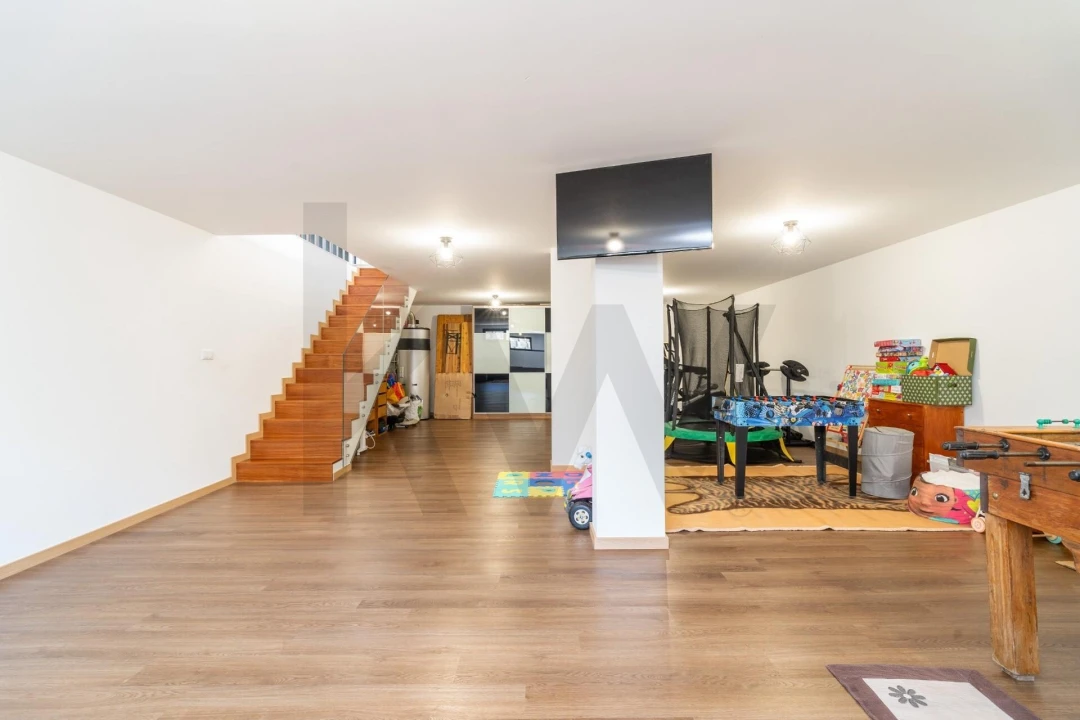 Moradia T5 para Venda em Ançã Foto 38