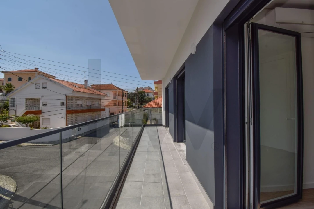 Apartamento T3 para Arrendamento em Ramada e Caneças Foto 12