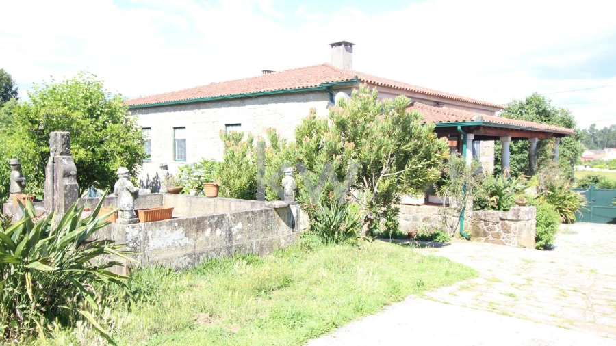 Quinta T3 para Venda em Santa Comba