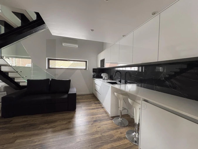 Negócio para Venda em Leiria, Pousos, Barreira e Cortes Foto 44