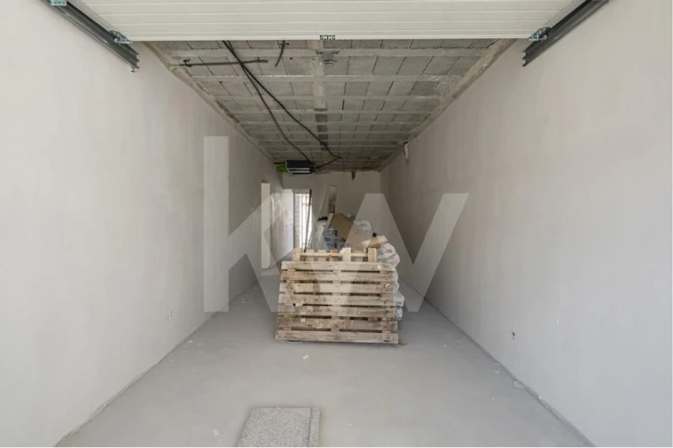 Moradia T4 para Venda em São Felix da Marinha Foto 12