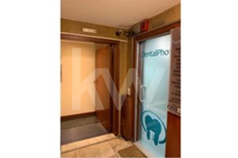 Escritório para Venda em Cedofeita, Santo Ildefonso, Sé, Miragaia, São Nicolau e Vitória Foto 15