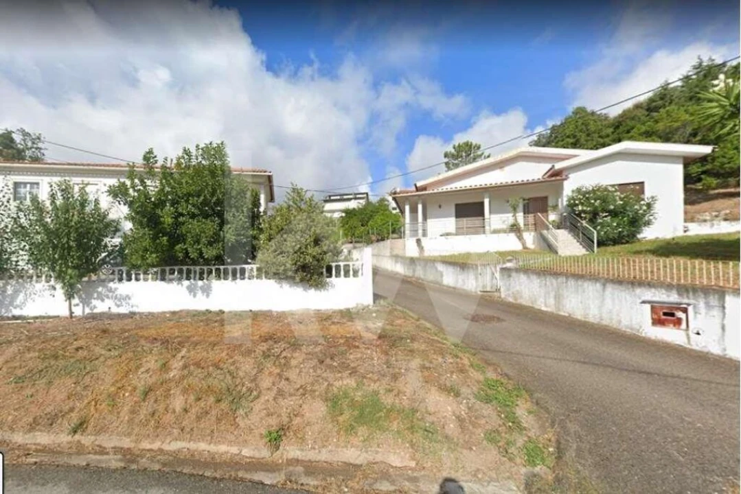 Terreno para Venda em Eiras e São Paulo de Frades Foto 11