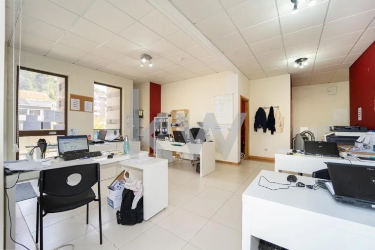 Escritório para Venda em São Martinho do Bispo e Ribeira de Frades Foto 2