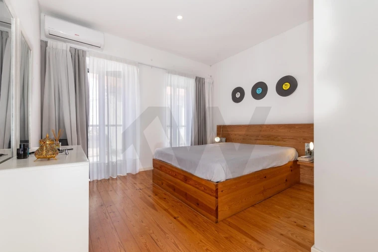 Moradia T3 para Venda em Ponta Delgada (São José) Foto 9