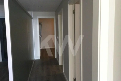 Apartamento T2 para Venda em Sesimbra (Santiago)