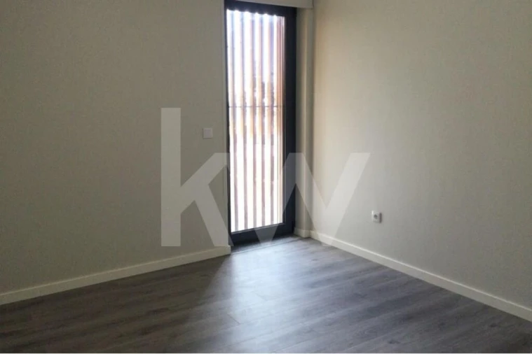 Apartamento T2 para Venda em Sesimbra (Santiago) Foto 30