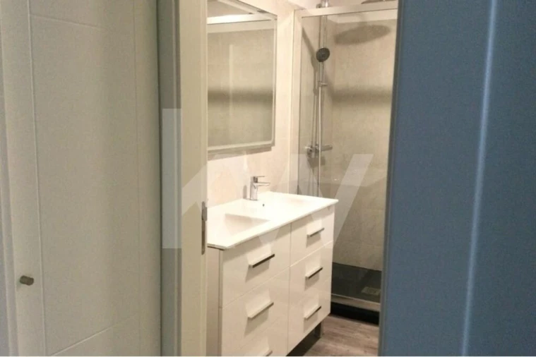 Apartamento T2 para Venda em Sesimbra (Santiago) Foto 34