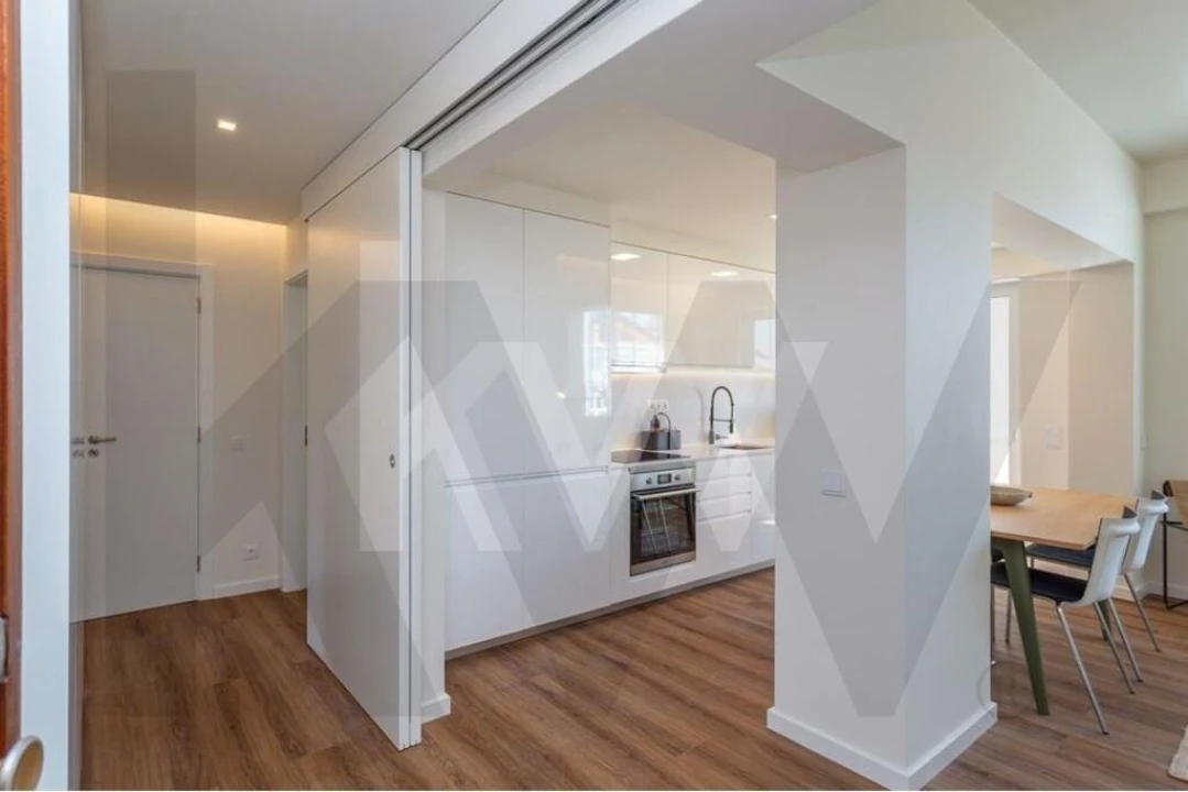 Apartamento T2 para Arrendamento em Ajuda Foto 3