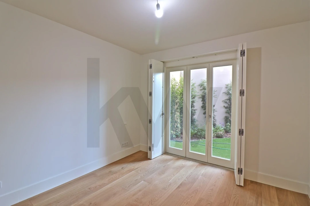 Apartamento T2 para Venda em Santo António Foto 27