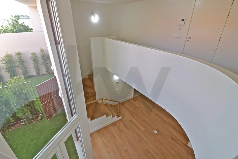 Apartamento T2 para Venda em Santo António Foto 6