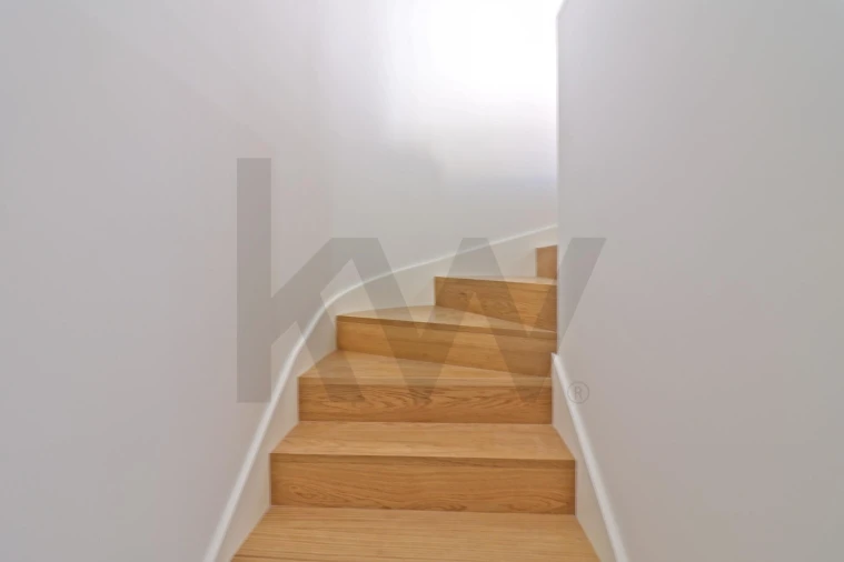 Apartamento T2 para Venda em Santo António Foto 17