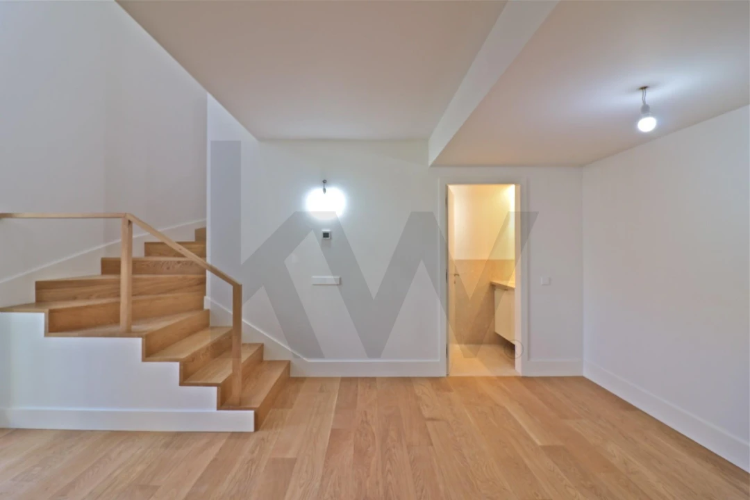 Apartamento T2 para Venda em Santo António Foto 19