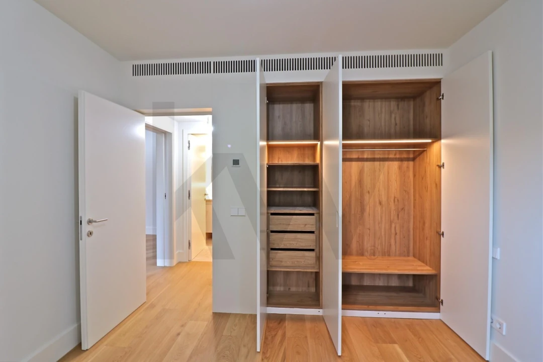 Apartamento T2 para Venda em Santo António Foto 29