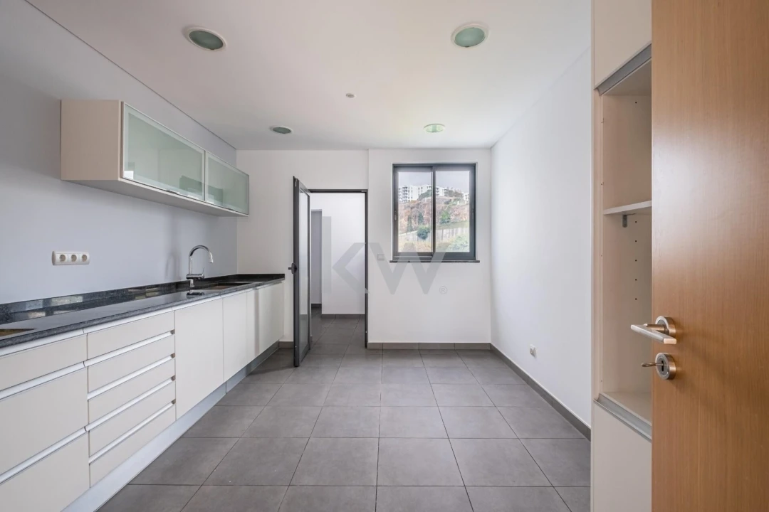 Apartamento T3 para Venda em Funchal (São Pedro) Foto 15