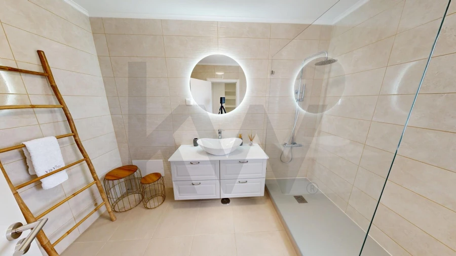 Quinta T4 para Venda em São Sebastião da Giesteira e Nossa Senhora da Boa Fé Foto 24