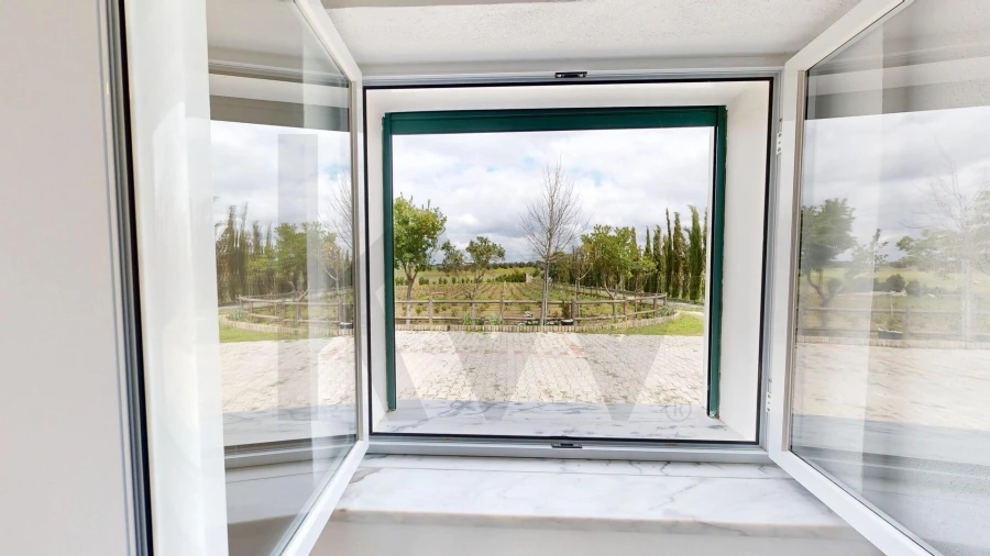 Quinta T4 para Venda em São Sebastião da Giesteira e Nossa Senhora da Boa Fé Foto 28