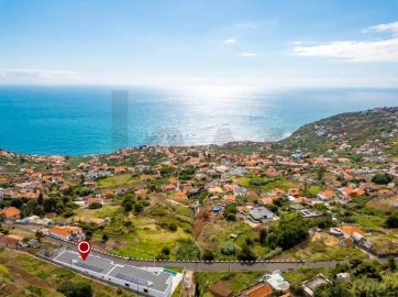 Moradia T3 para Venda em Arco da Calheta