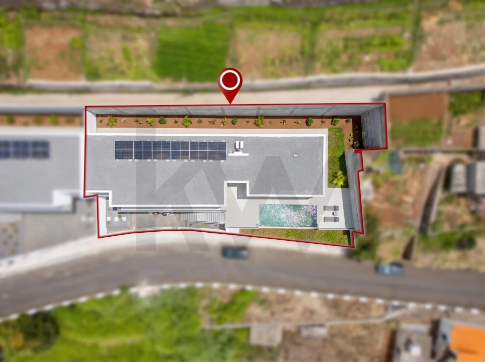 Moradia T3 para Venda em Arco da Calheta Foto 4
