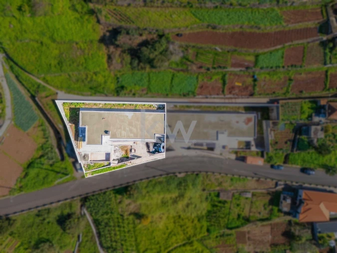Moradia T3 para Venda em Arco da Calheta Foto 9