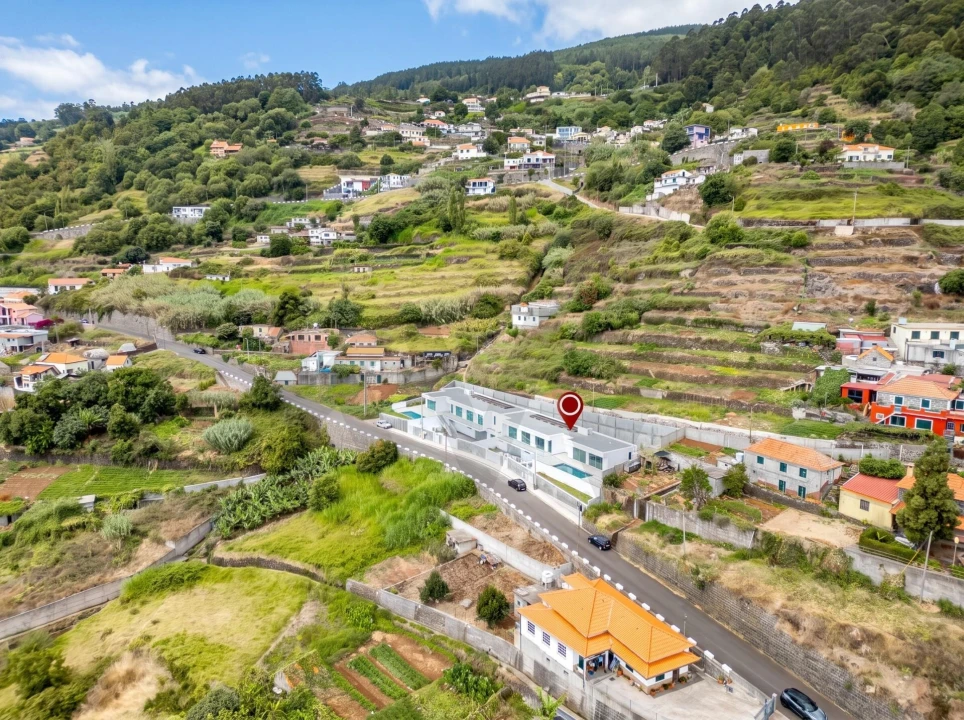 Moradia T3 para Venda em Arco da Calheta Foto 17