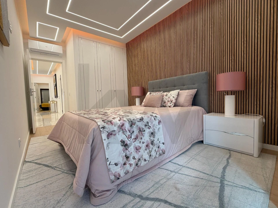 Apartamento T2 para Venda em Quarteira Foto 18