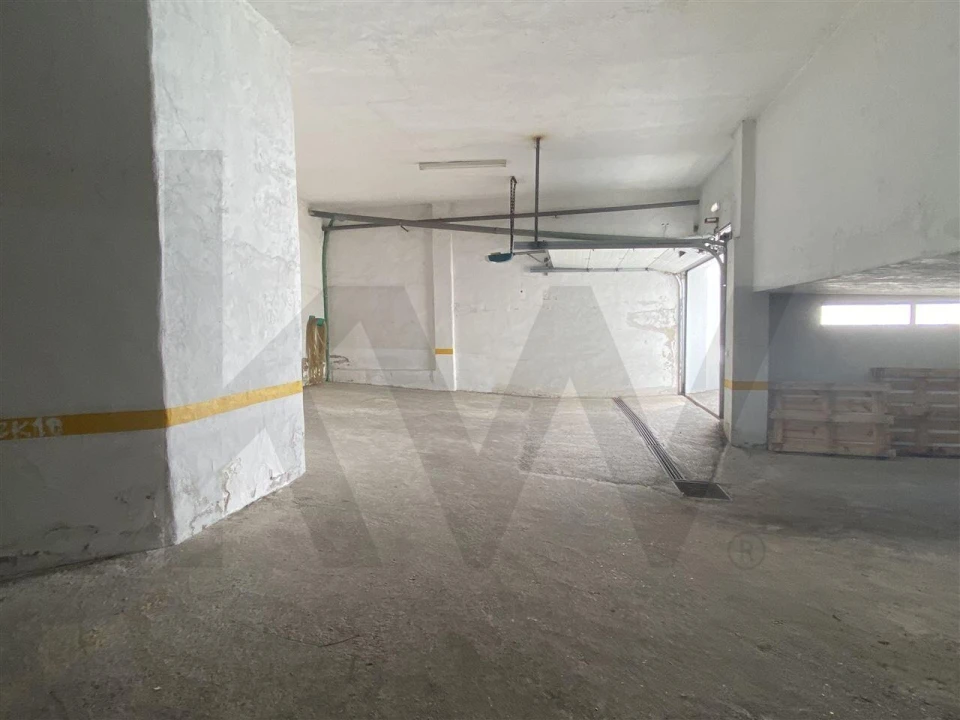 Apartamento T2 para Venda em Quarteira Foto 41