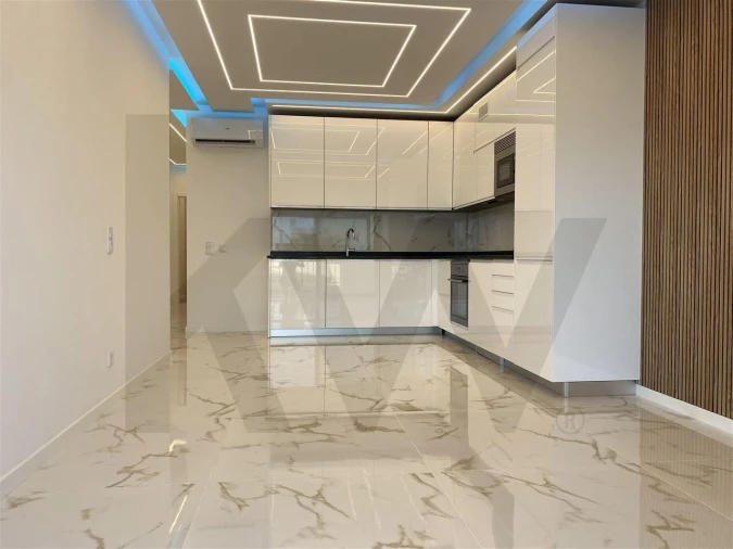 Apartamento T2 para Venda em Quarteira Foto 6