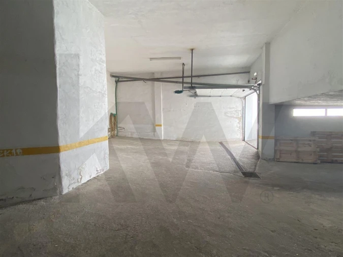 Apartamento T2 para Venda em Quarteira Foto 41