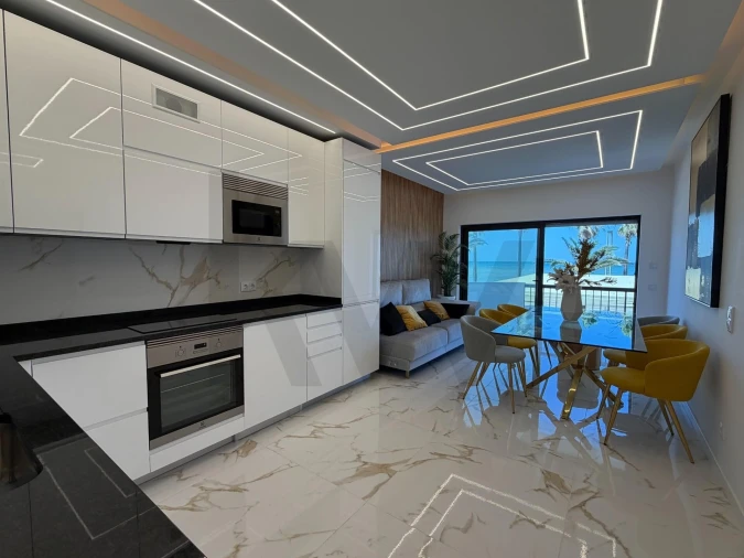 Apartamento T2 para Venda em Quarteira Foto 4