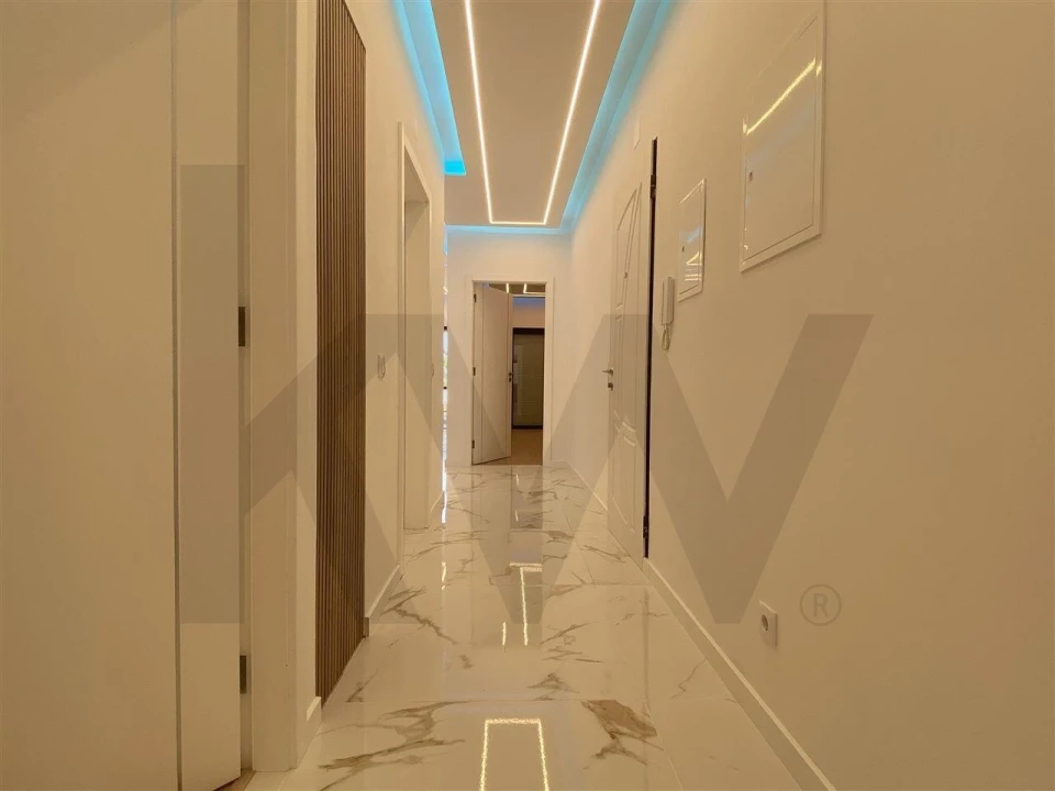 Apartamento T2 para Venda em Quarteira Foto 35