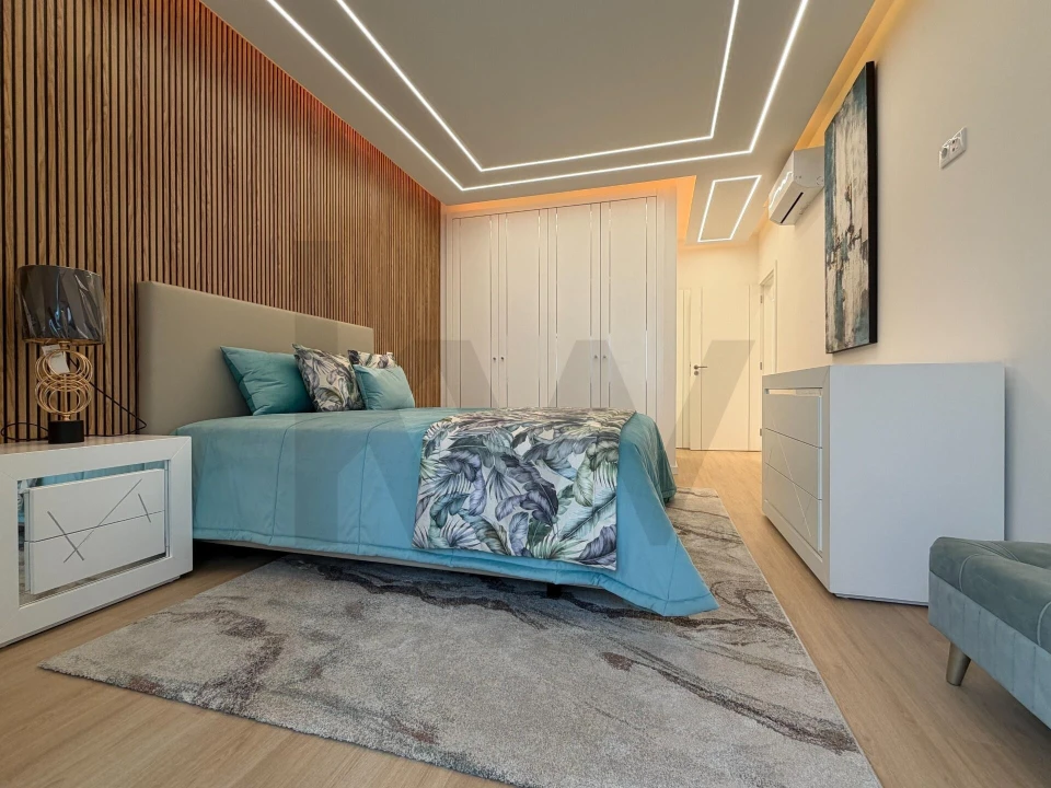 Apartamento T2 para Venda em Quarteira Foto 22
