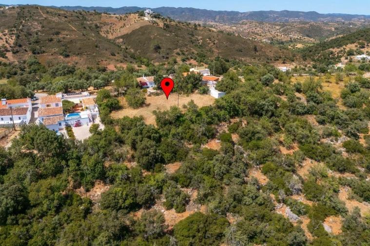 Moradia T2 para Venda em Santa Catarina da Fonte do Bispo