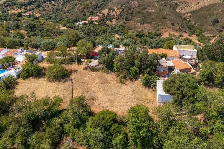 Moradia T2 para Venda em Santa Catarina da Fonte do Bispo Foto 17