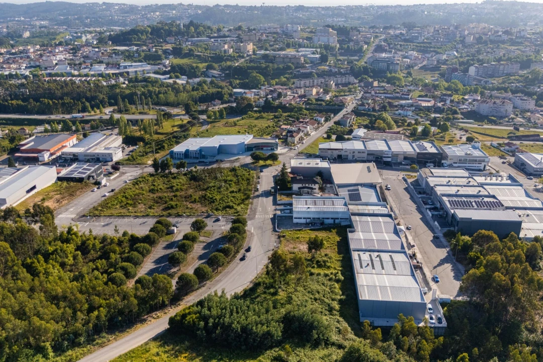 Terreno para Venda em São João da Madeira Foto 11