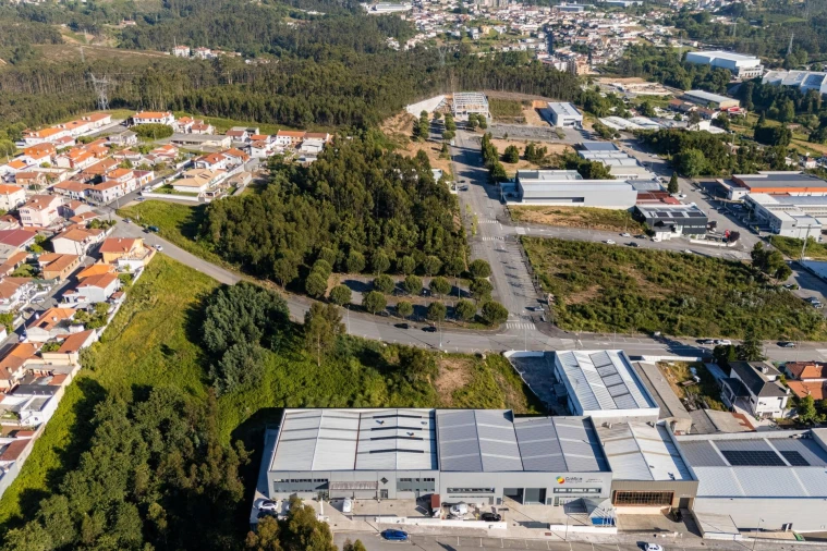 Terreno para Venda em São João da Madeira Foto 12