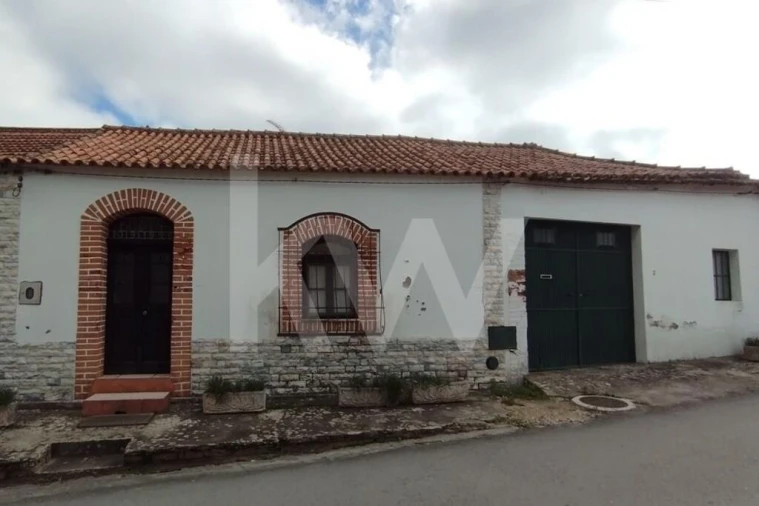 Moradia T4 para Venda em Carregueira Foto 6