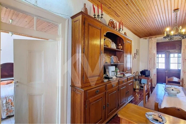 Moradia T4 para Venda em Carregueira Foto 10