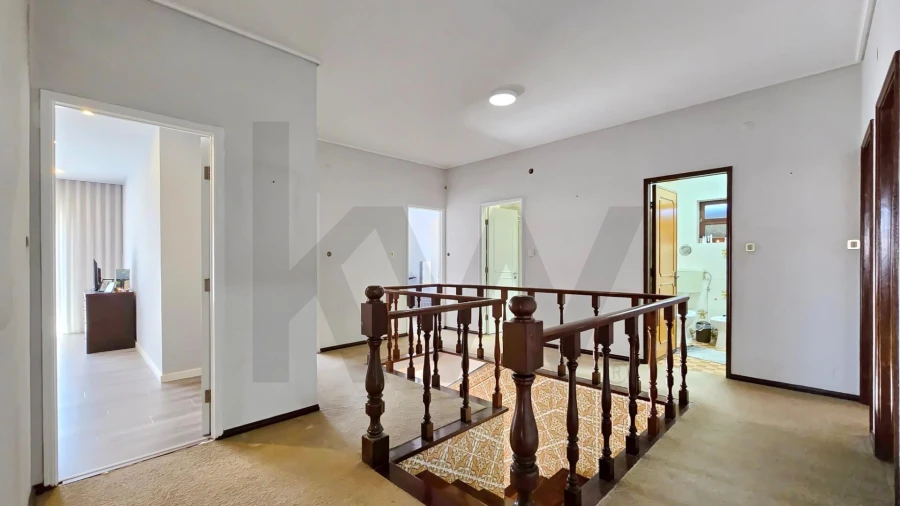 Moradia T5 para Venda em Aradas Foto 38