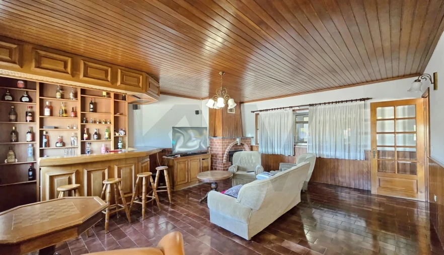 Moradia T5 para Venda em Aradas Foto 29