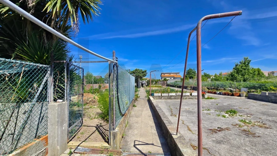 Moradia T5 para Venda em Aradas Foto 32