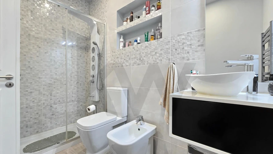 Moradia T5 para Venda em Aradas Foto 14