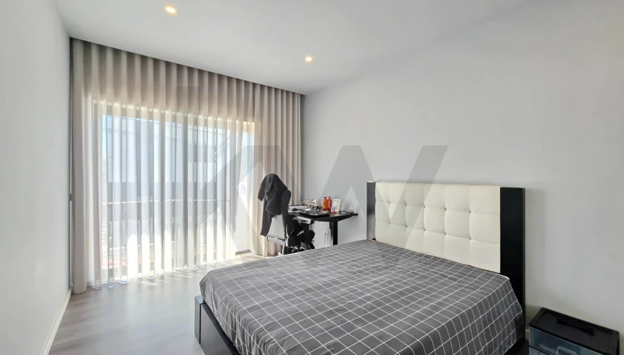 Moradia T5 para Venda em Aradas Foto 10