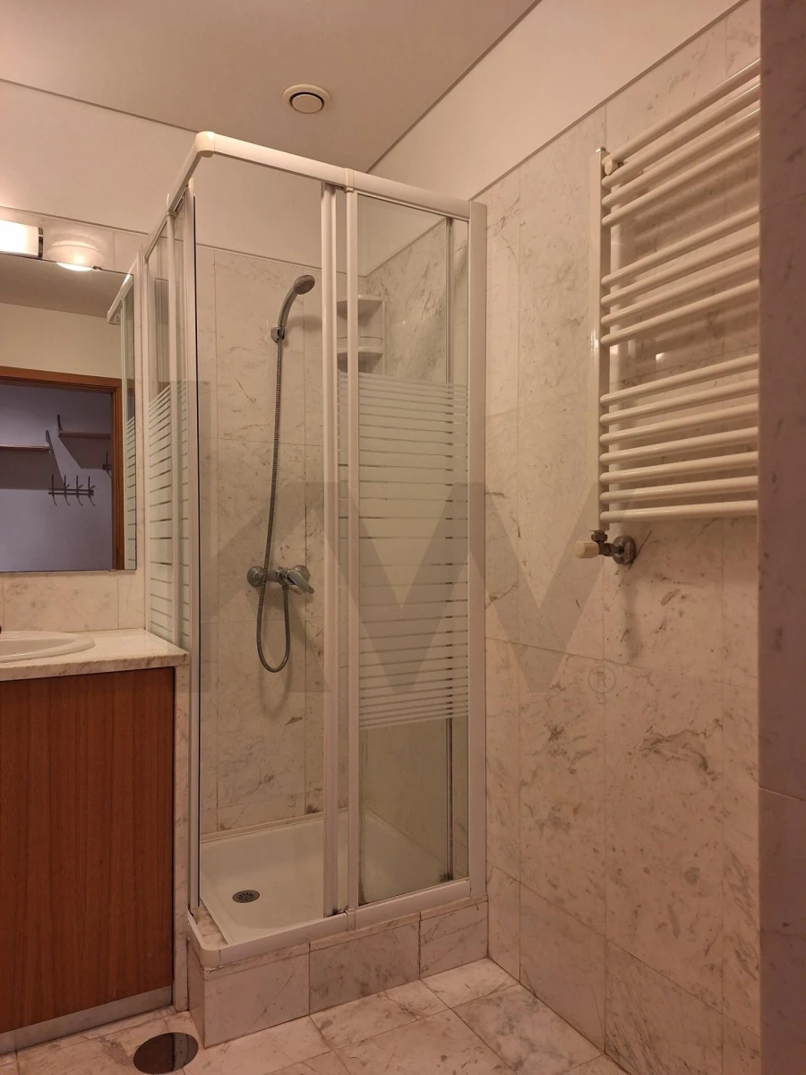 Apartamento T3 para Arrendamento em Oliveira do Douro Foto 13