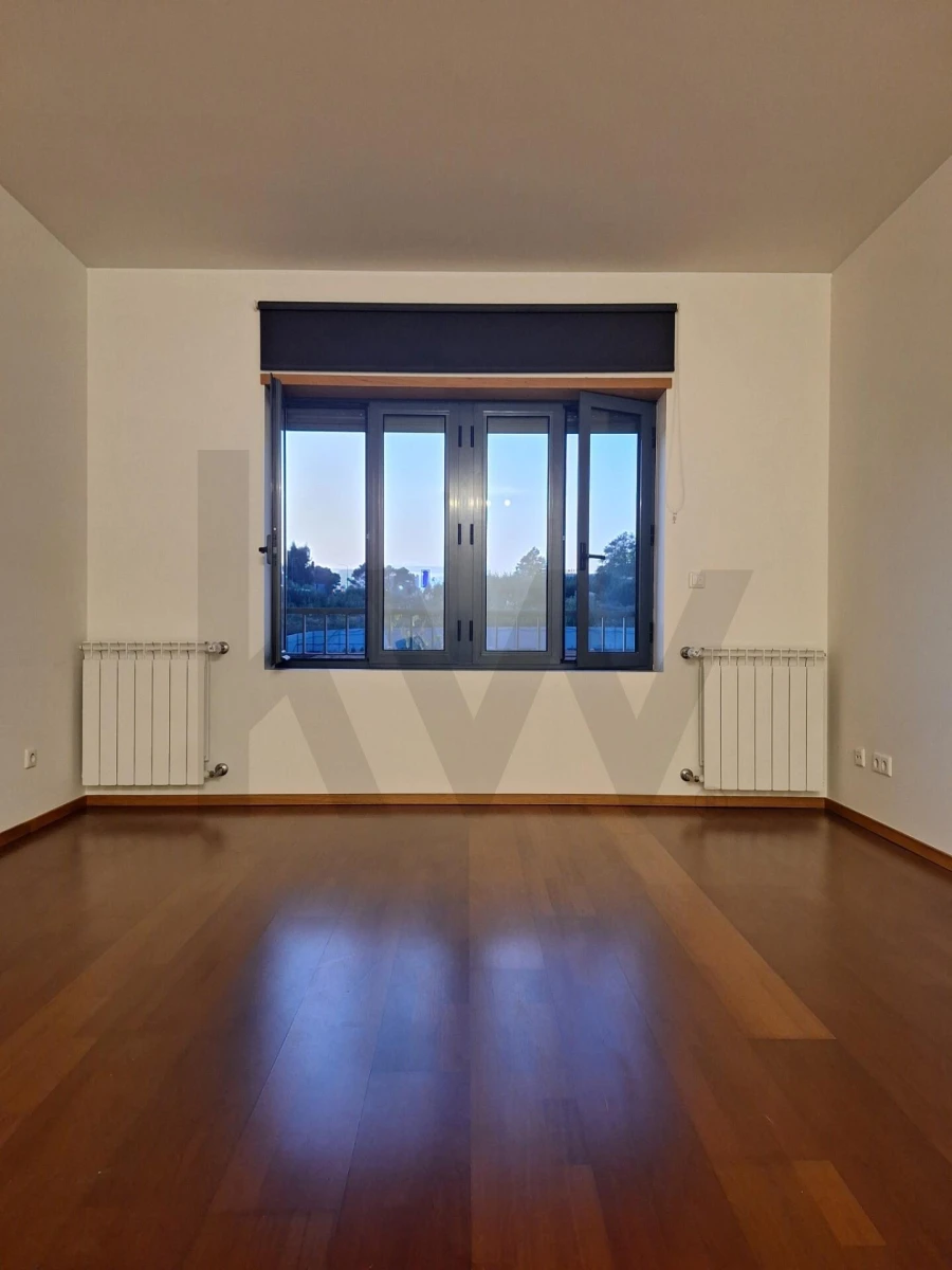 Apartamento T3 para Arrendamento em Oliveira do Douro Foto 19