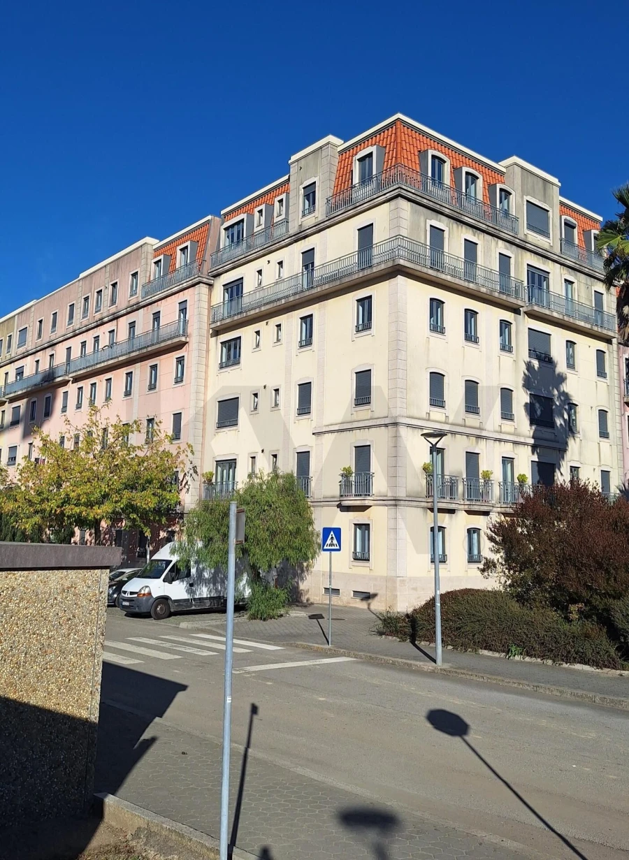 Apartamento T3 para Arrendamento em Oliveira do Douro