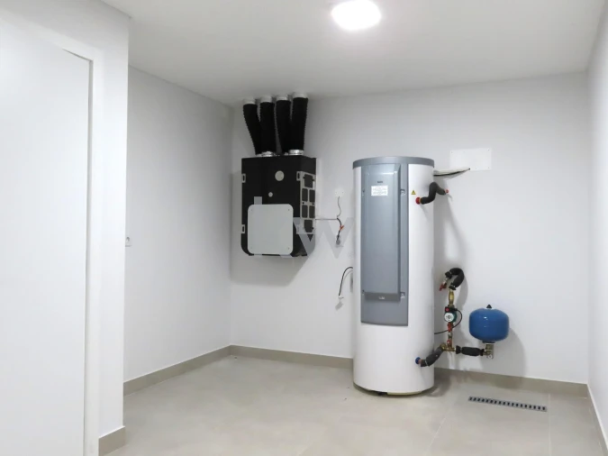 Moradia T4 para Venda em Leiria, Pousos, Barreira e Cortes Foto 7